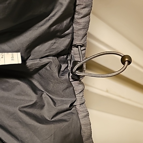 Helly Hansen ski/snowboarding jacket - Picture 9 of 9